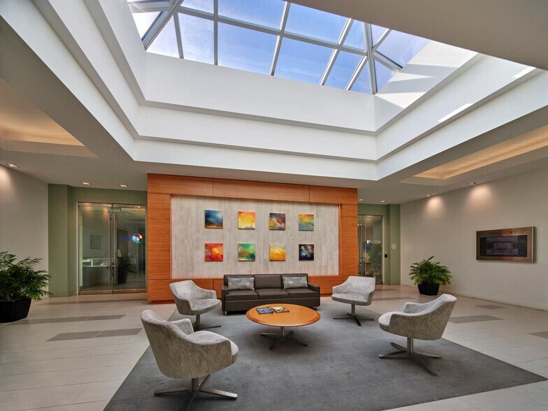 More Photos Of 415 Eagleview Blvd, Exton Office For Lease