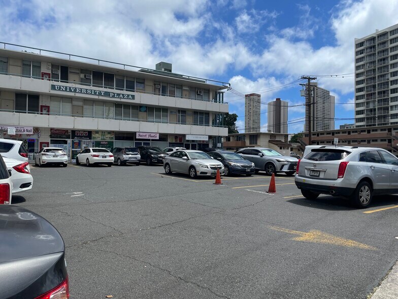 More Photos Of 931 University Ave, Honolulu General Retail For Sale