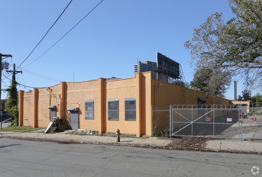 Primary Photo Of 49 Empire St, Newark Warehouse For Lease