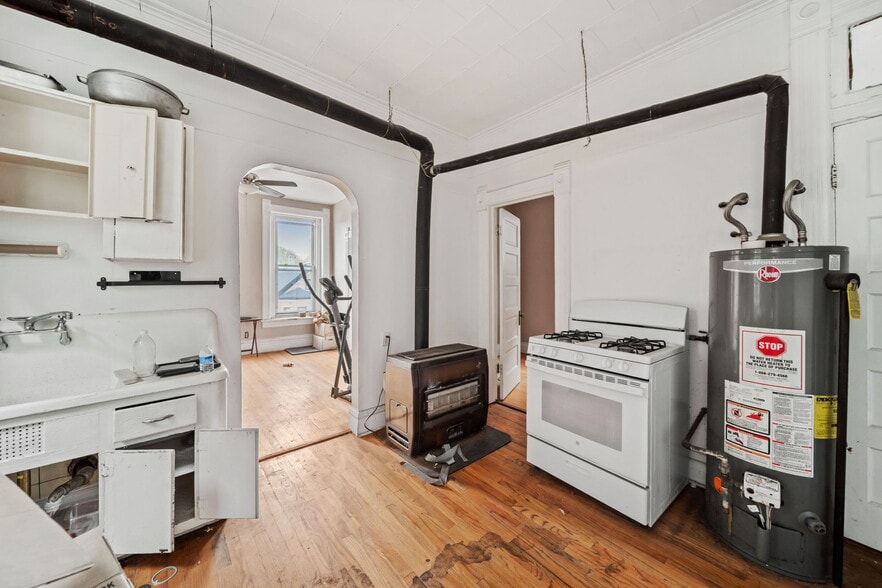 More Photos Of 2236 W 19th St, Chicago Apartments For Sale