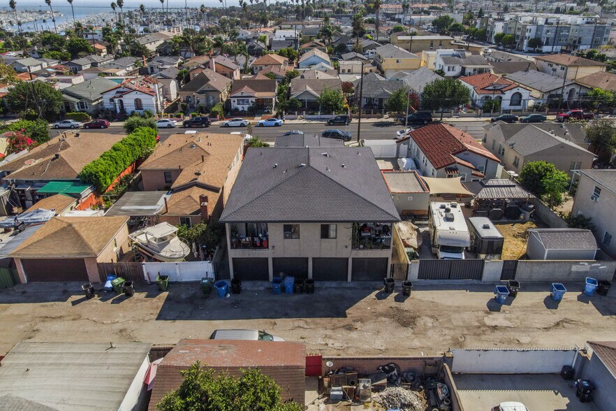 More Photos Of 358 W 17th St, San Pedro Multifamily For Sale