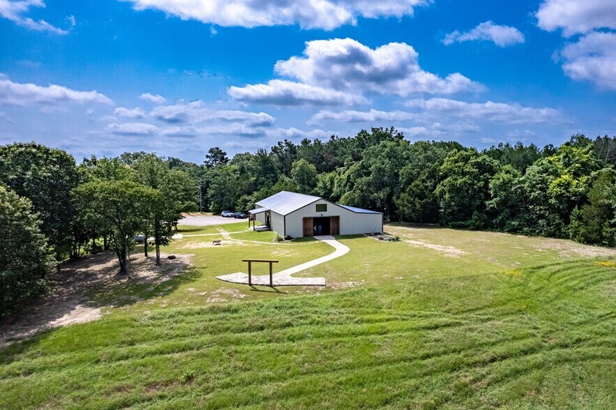 More Photos Of 5015 State Highway 155, Palestine Lodge Meeting Hall For Sale