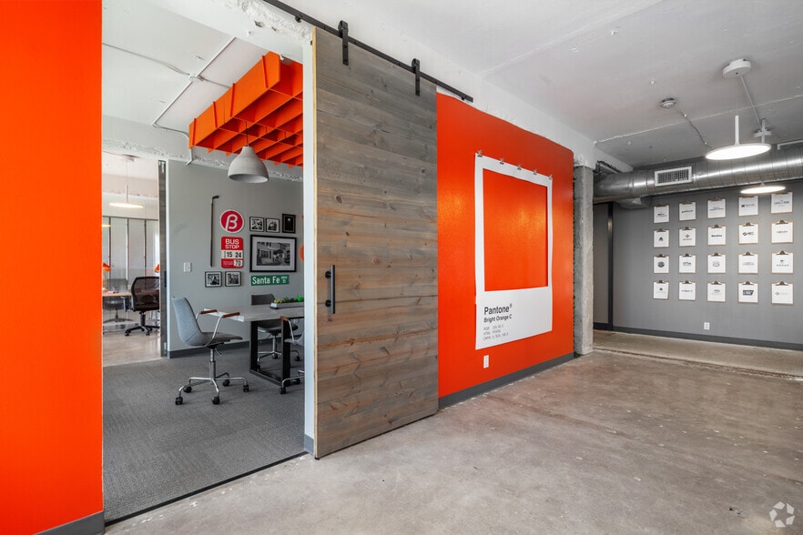 More Photos Of 606 N Carancahua St, Corpus Christi Office For Sale