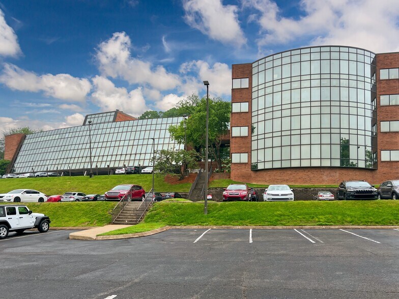 More Photos Of 201 Summit View Dr, Brentwood Coworking Space