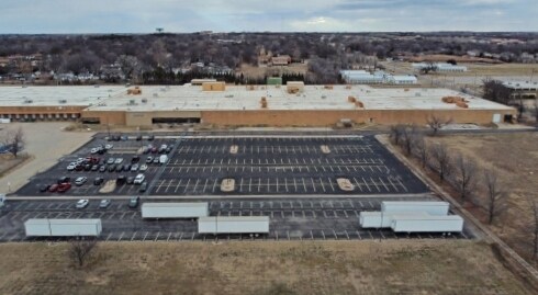 More Photos Of 2000 E 19th Ave, Winfield Manufacturing For Lease