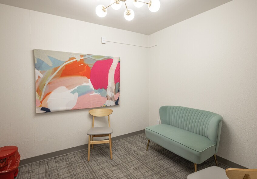 More Photos Of 1001 NW 15th Ave, Ardmore Medical For Sale