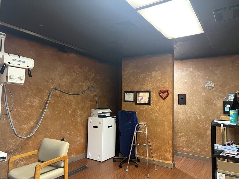 More Photos Of 171 Grandview Ave, Waterbury Medical For Sale