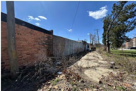 More Photos Of 14615 E Jefferson Ave, Detroit Carwash For Sale