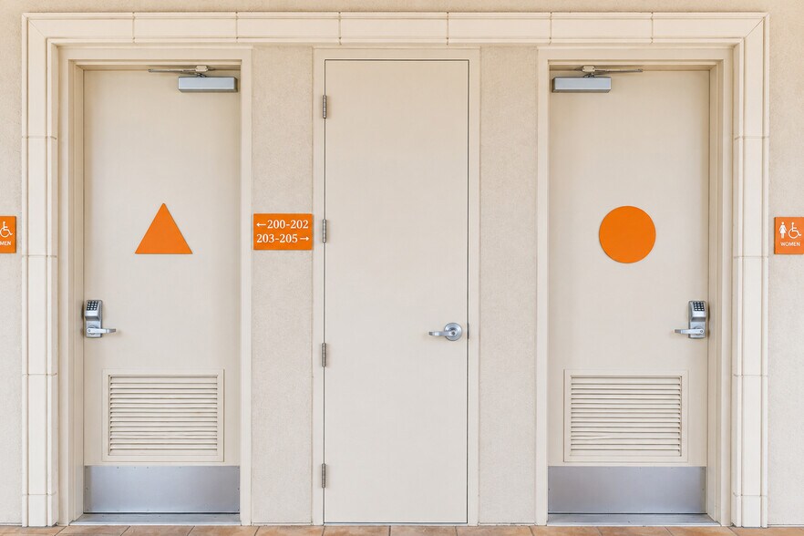 More Photos Of 950 Boardwalk, San Marcos Office For Sale