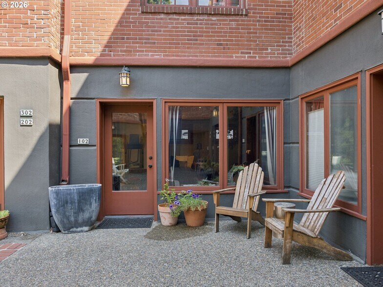 More Photos Of 5400 NE 30th Ave, Portland Office For Lease