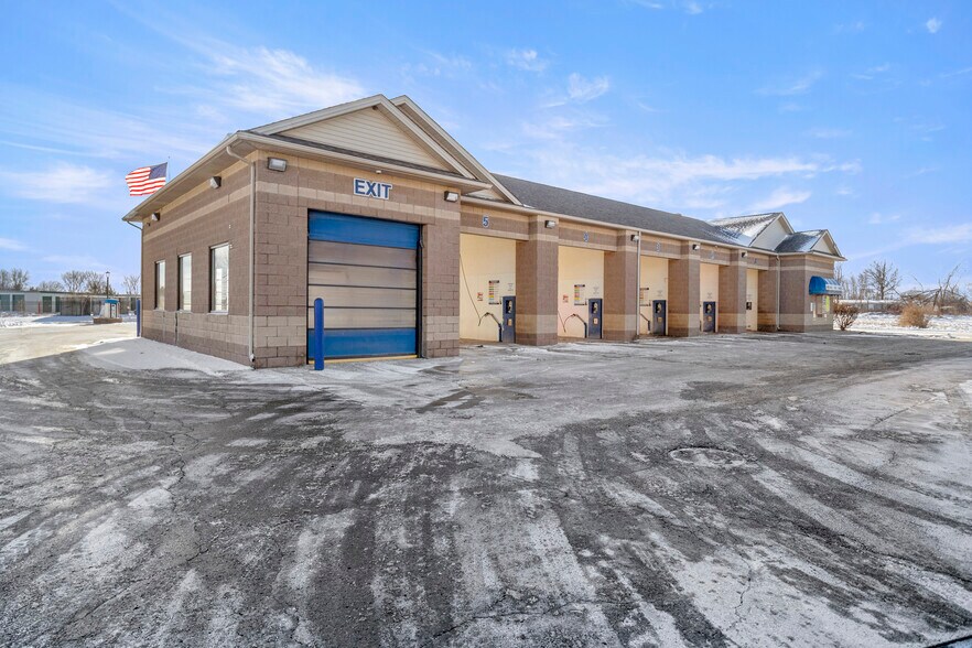 More Photos Of 8858 N Telegraph Rd, Newport Carwash For Sale