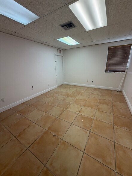 More Photos Of 1933 SW 27th Ave, Miami Office For Lease
