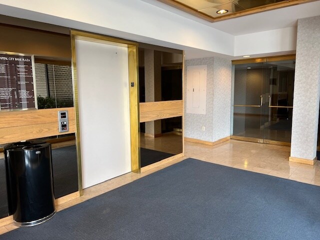 More Photos Of 3706 SW Topeka Blvd, Topeka Office For Lease
