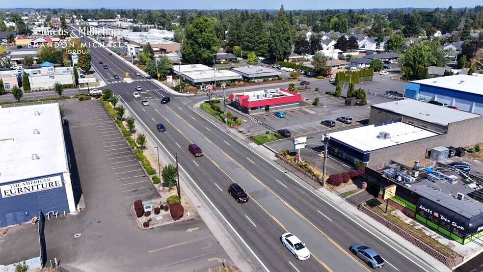 More Photos Of 398 Lancaster Dr NE, Salem Fast Food For Sale
