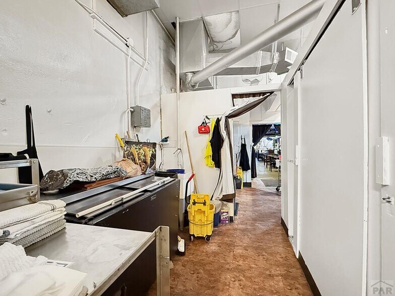 More Photos Of 424 W Northern Ave, Pueblo Restaurant For Sale