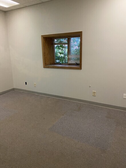 More Photos Of 50 Armory Rd S, Cloquet Warehouse For Sale