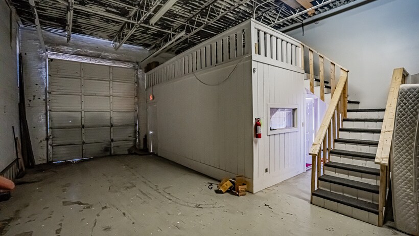 More Photos Of 3216-3220 S Jones St, Fort Worth Warehouse For Sale