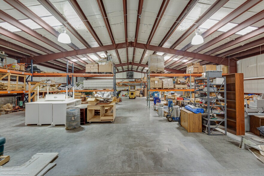 More Photos Of 328 Tiller Dr, Pawleys Island Warehouse For Lease