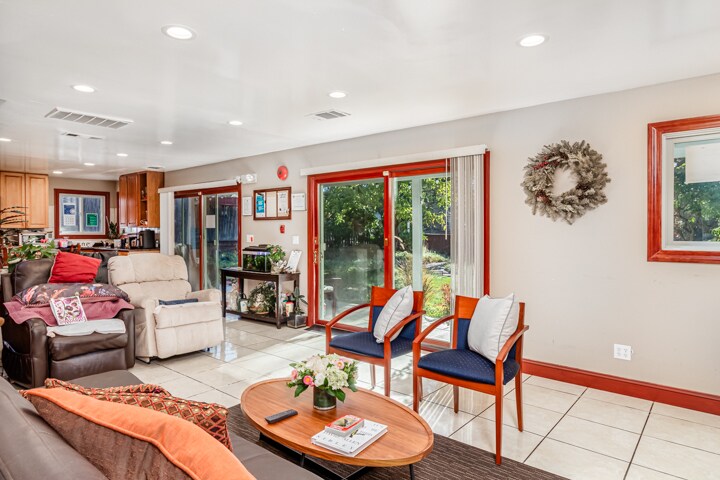 More Photos Of 1024 Mt View Blvd, Walnut Creek Assisted Living For Sale