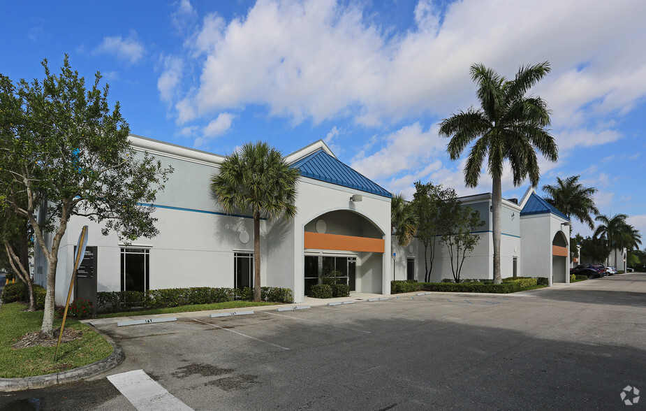 Primary Photo Of 6601 Lyons Rd, Coconut Creek Warehouse For Lease