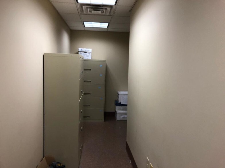 More Photos Of 1100 Summit Dr, Greensburg Office For Sale