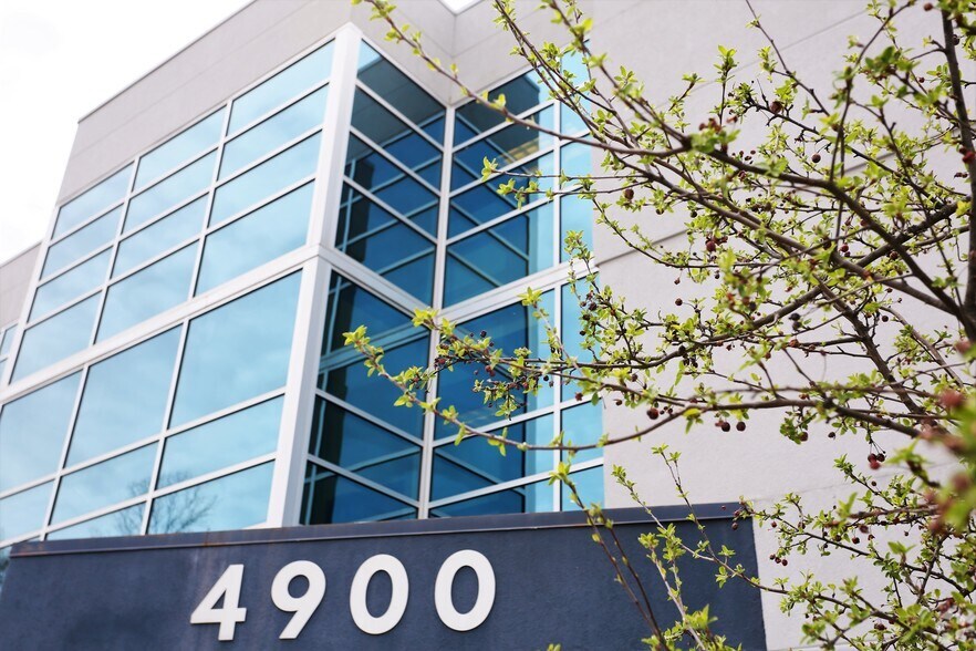 More Photos Of 4900 Montrose Ave, Okemos Office For Lease