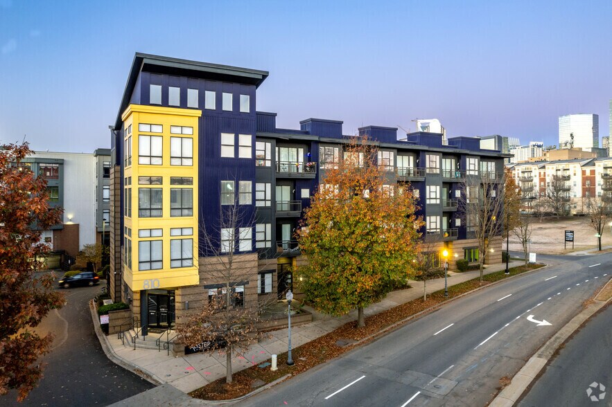 More Photos Of 810 E 7th St, Charlotte Apartments For Lease