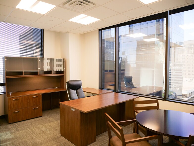 More Photos Of 306 W 7th St, Fort Worth Office For Lease