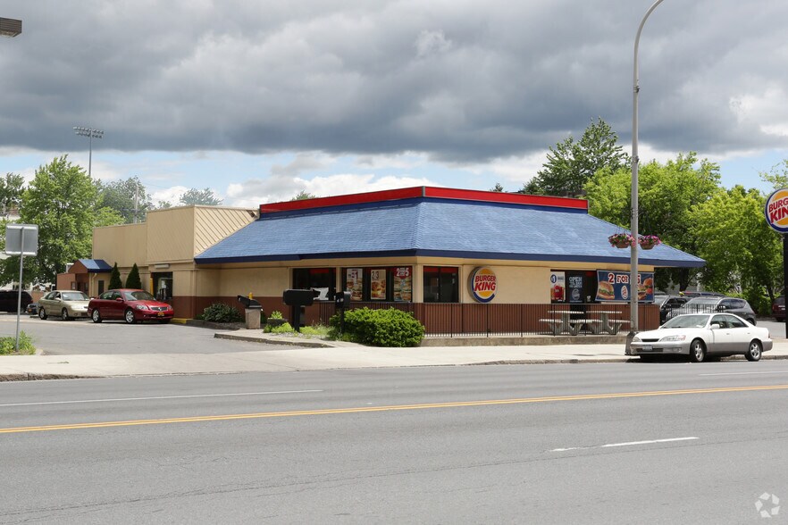 More Photos Of 439 Central Ave, Albany Fast Food For Sale