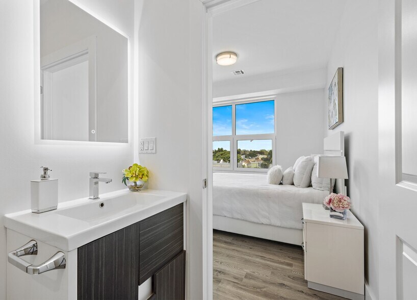 More Photos Of 172 Avenue F, Bayonne Apartments For Sale