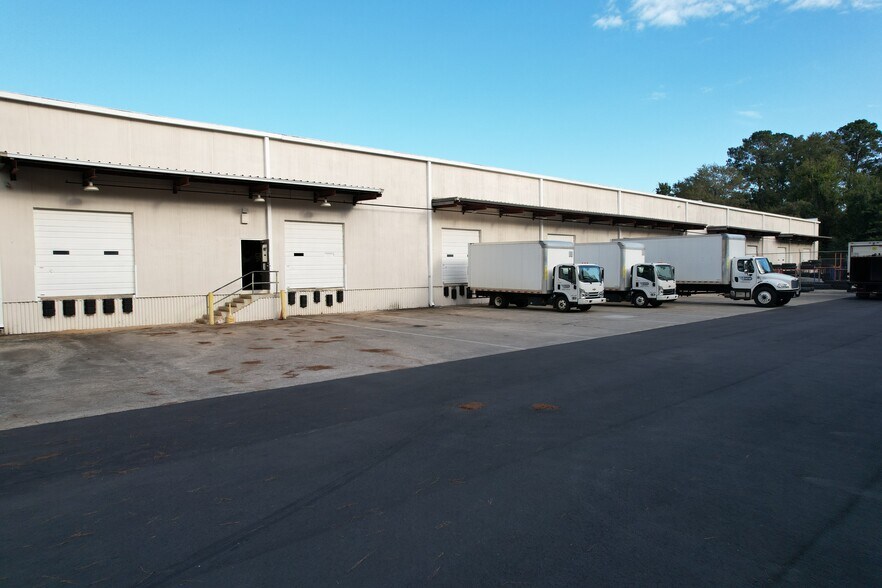 More Photos Of 2203 Walter Brown Dr, Albany Warehouse For Lease