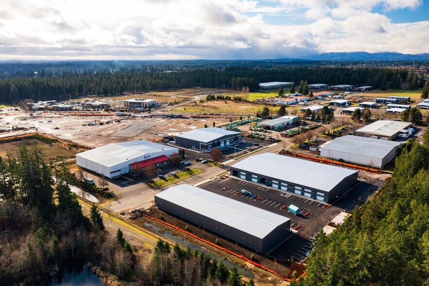 More Photos Of 7960 29th Ave NE, Lacey Distribution For Lease