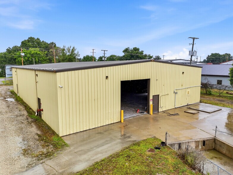 More Photos Of 2489 County Road 1, South Point Warehouse For Sale