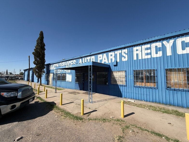 More Photos Of 8216 Alameda Ave, El Paso Warehouse For Sale