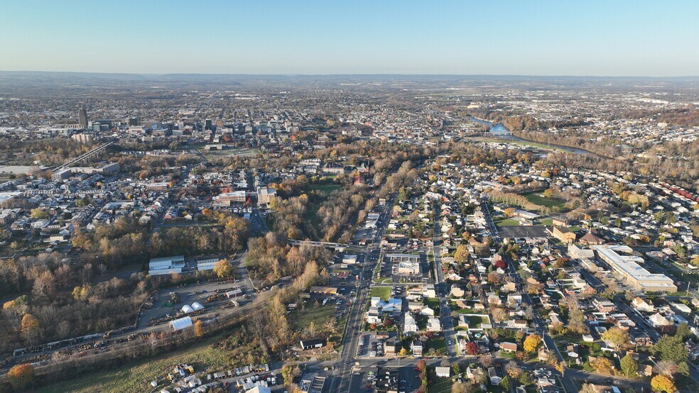 More Photos Of 1330 S 4th St, Allentown Land For Lease