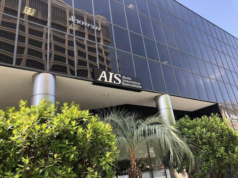 More Photos Of 150 E Colorado Blvd, Pasadena Office For Lease