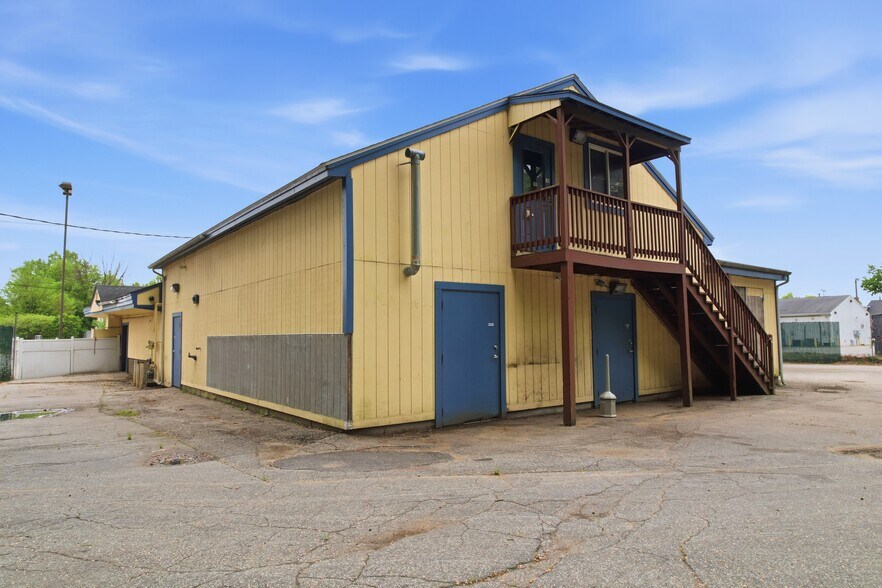More Photos Of 25 Manchester St, Concord General Retail For Lease