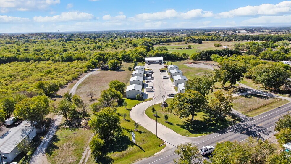 More Photos Of 1507 Ranger Hwy, Weatherford Warehouse For Lease