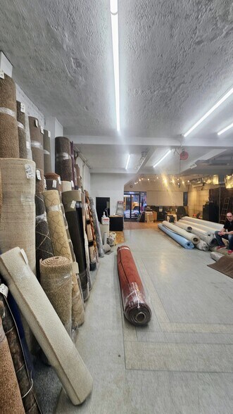 More Photos Of 1492 1st Ave, New York Apartments For Lease