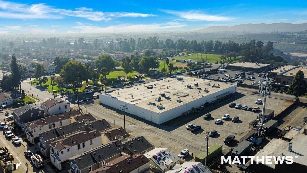 More Photos Of 925 W 1st St, Azusa Warehouse For Sale