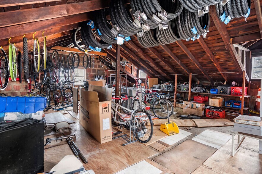 More Photos Of 239 State Route 79, Marlboro General Retail For Sale