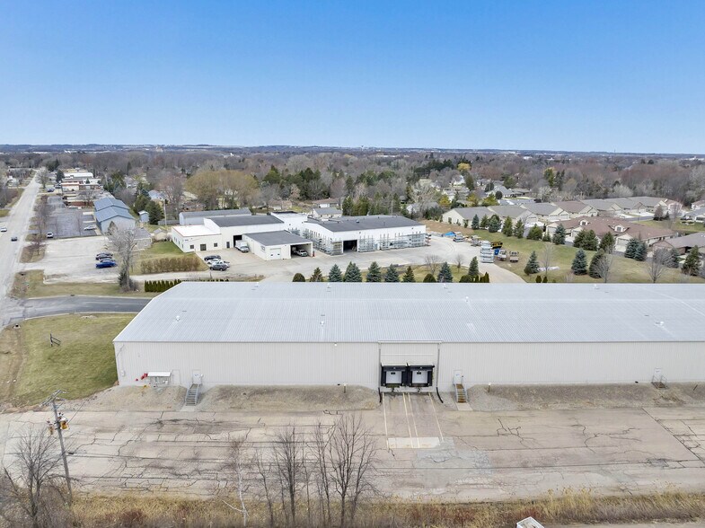 More Photos Of 960 Valley Rd, Menasha Industrial For Sale