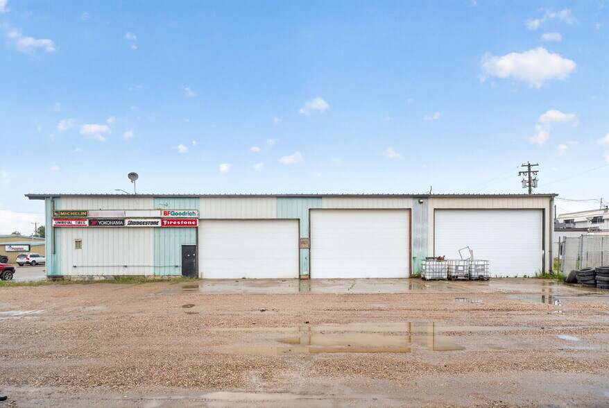 More Photos Of 5018 52 Ave, Tofield Warehouse For Sale