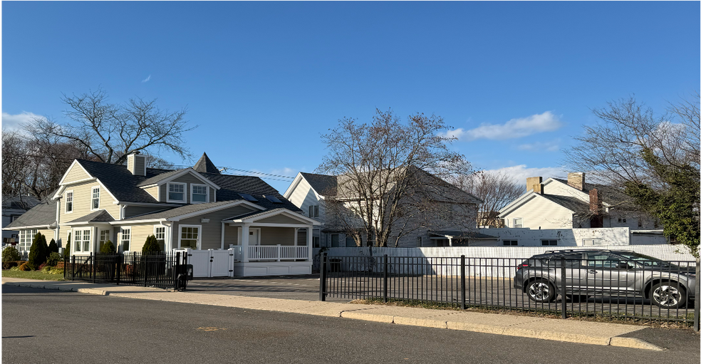 More Photos Of 189 South St, Oyster Bay Office For Lease