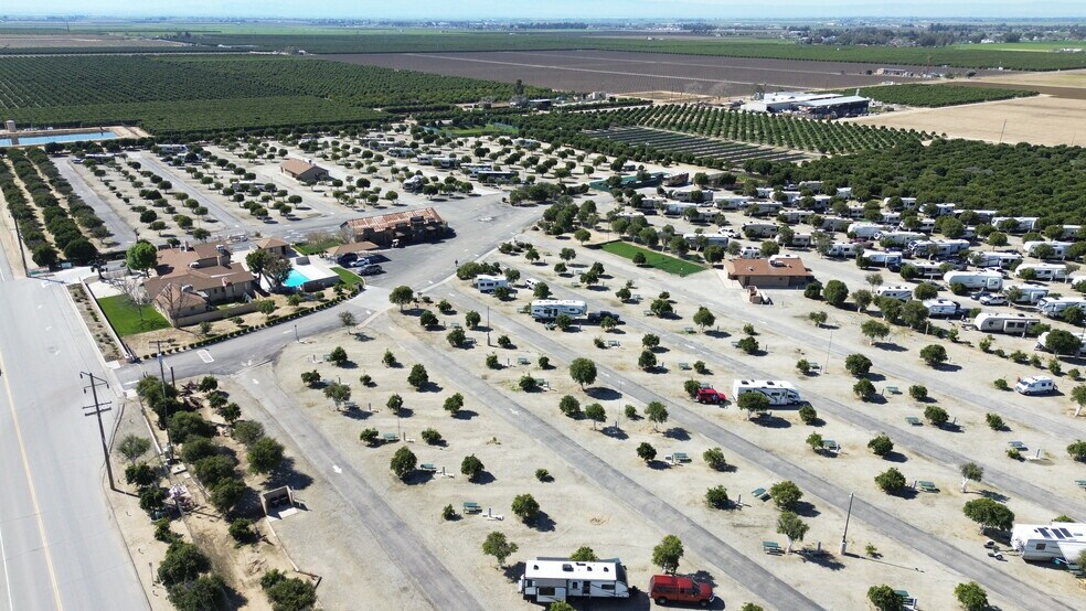 More Photos Of 1452 S Edison Rd, Bakersfield Trailer Camper Park For Sale