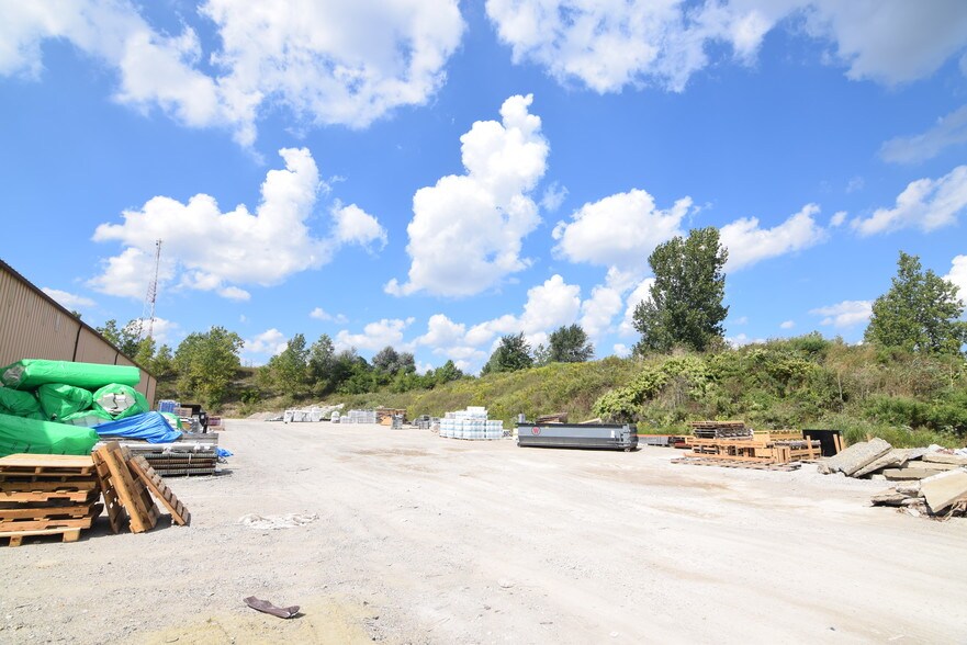 More Photos Of 5000 Van Epps Rd, Brooklyn Heights Warehouse For Lease