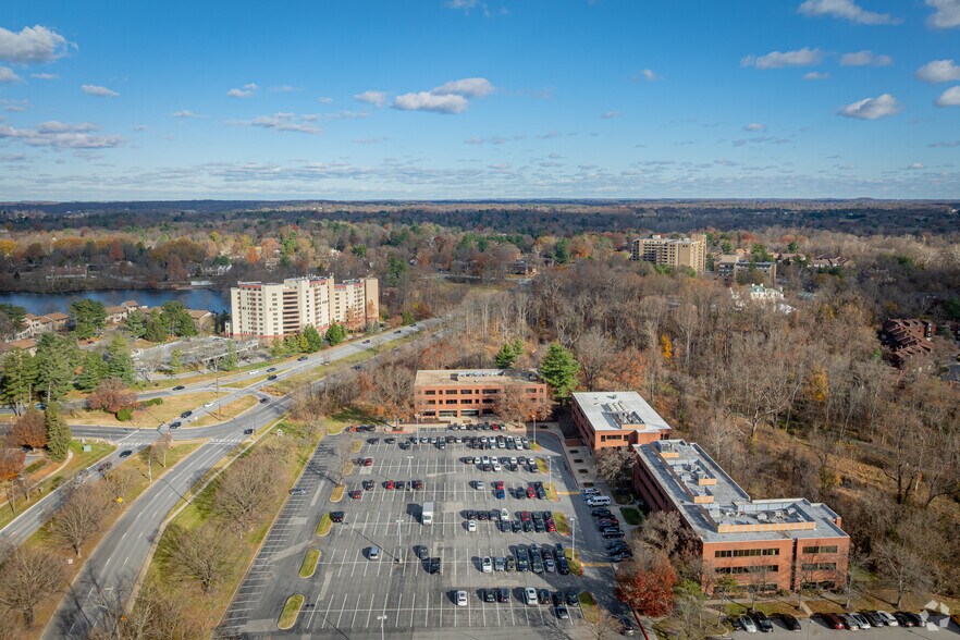 More Photos Of 5570 Sterrett Pl, Columbia Office For Lease