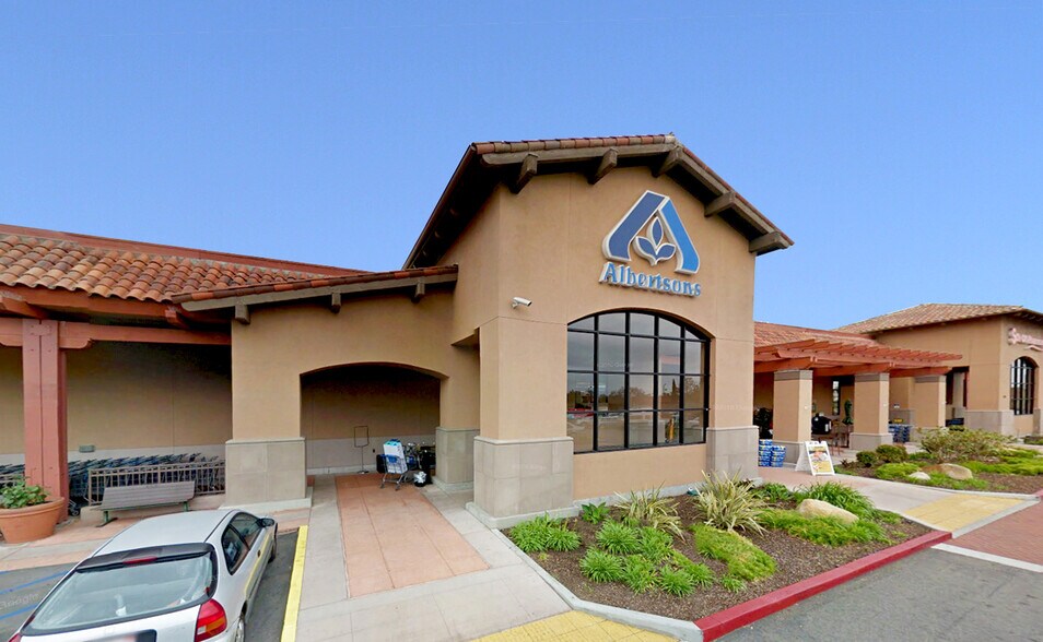 More Photos Of 1018 Casitas Pass Rd, Carpinteria Unknown For Lease