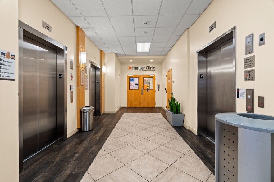 More Photos Of 625 6th Ave S, Saint Petersburg Medical For Sale