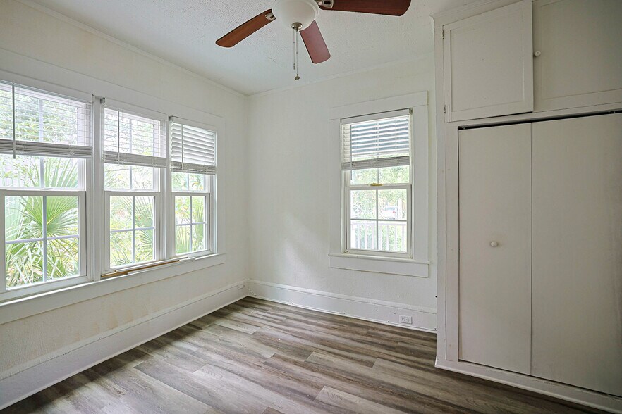 More Photos Of 1525 Larue Ave, Jacksonville Apartments For Sale